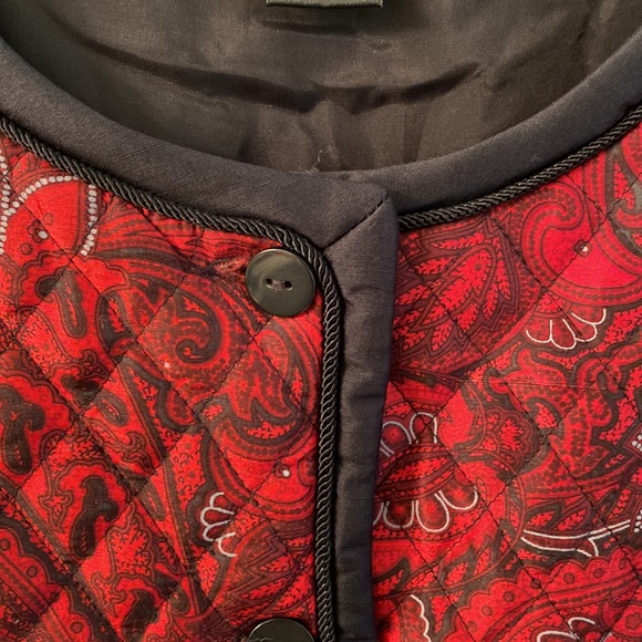 Silkland. Jacket - Picture 7 of 12